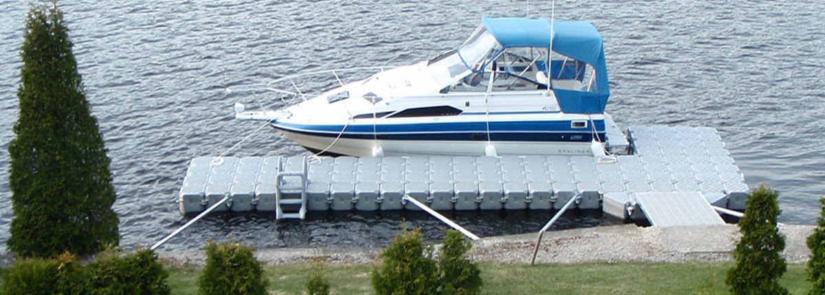 environmentally friendly floating marina dock made from green materials